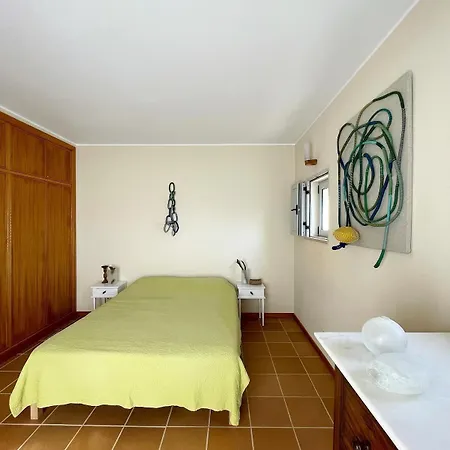 Semesterbostad Ingrina - House & Raposeira (Faro)